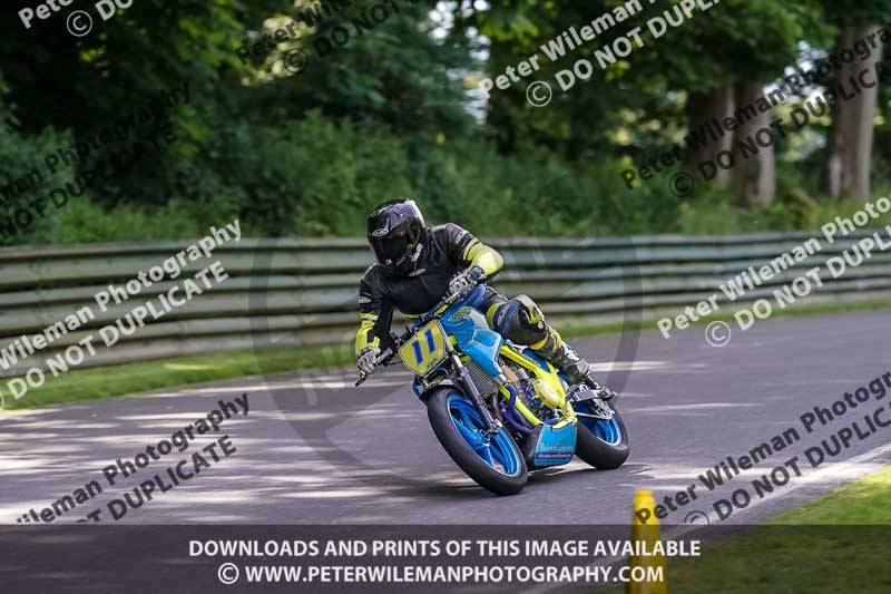 cadwell no limits trackday;cadwell park;cadwell park photographs;cadwell trackday photographs;enduro digital images;event digital images;eventdigitalimages;no limits trackdays;peter wileman photography;racing digital images;trackday digital images;trackday photos